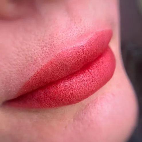 Пигмент для губ #218 Красная роза